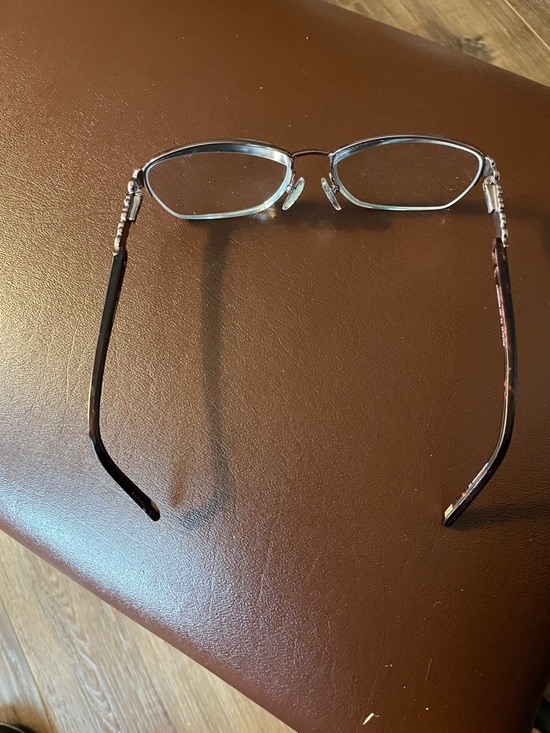 Rhinestone Accent Clear Frame Glasses with Pink Marble Temples main image 4